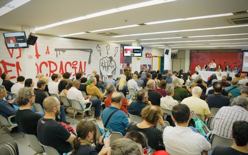 Bancários fazem paralisação de 24h hoje (20); saiba o que muda no atendimento