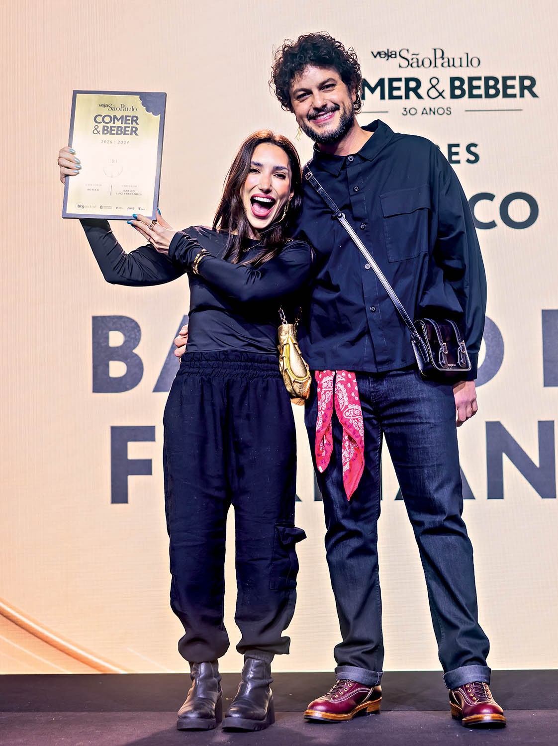Carol Mazetto, do Bar do Luiz Fernandes, o Melhor Boteco, com Mohamad Hindi