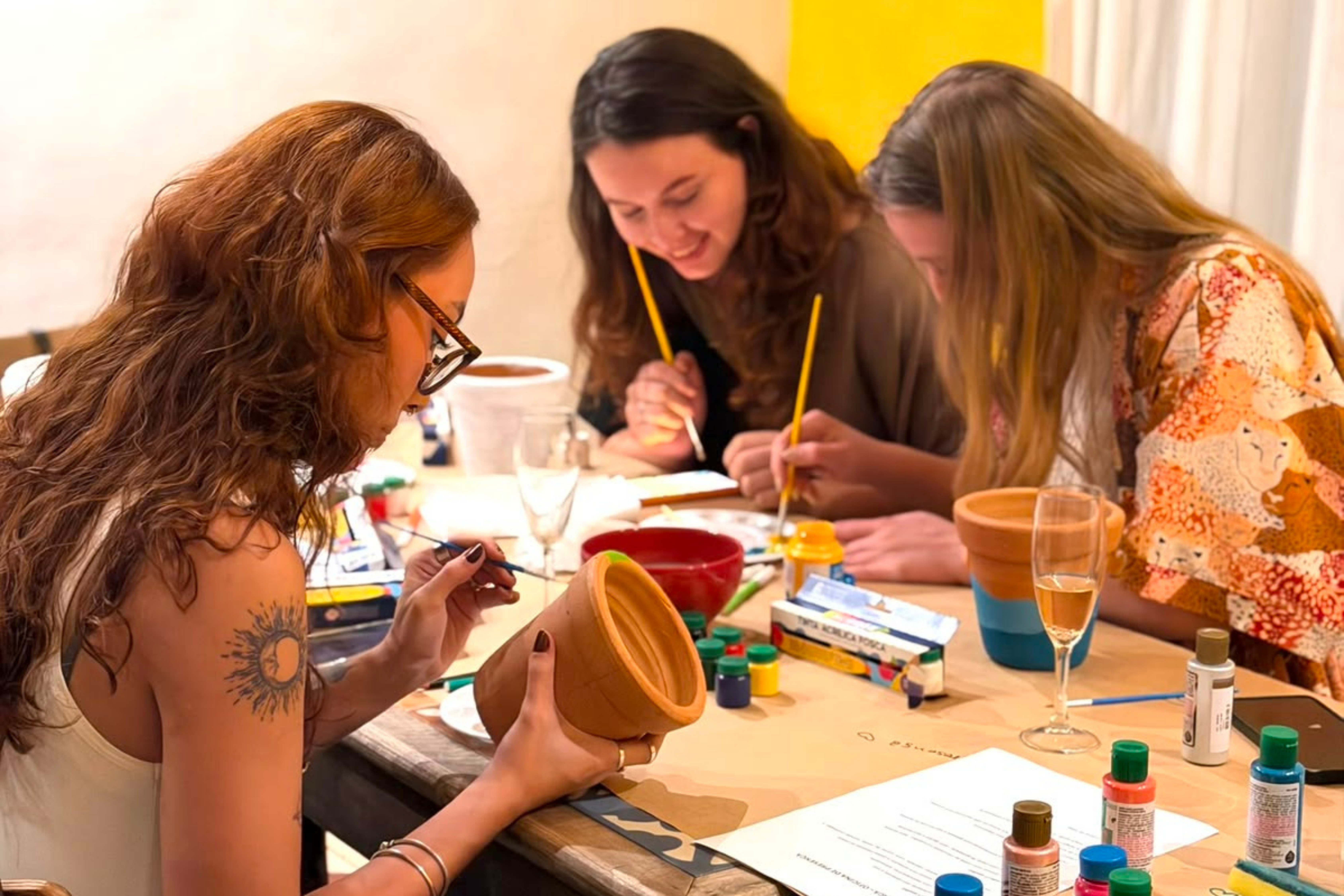 Biblioteca Villa-Lobos recebe festival gratuito de bem-estar e criatividade