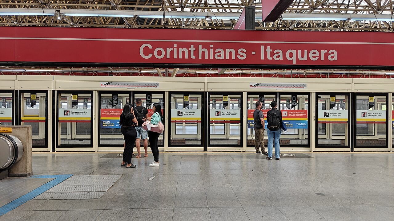 Linhas 1-Azul, 3-Vermelha e 5-Lilás têm problemas na operação nesta sexta-feira (9)