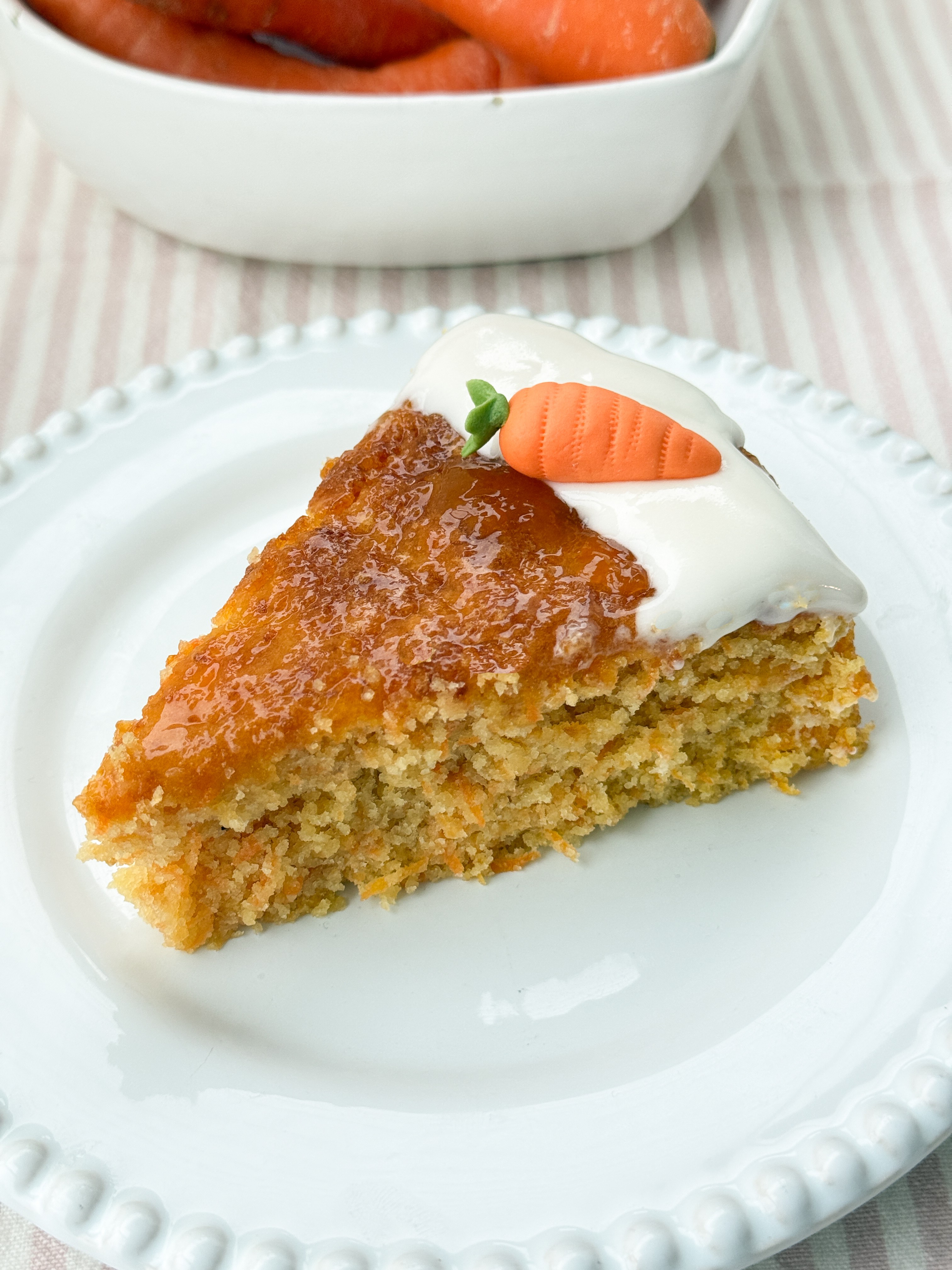Bolo de cenoura suíço