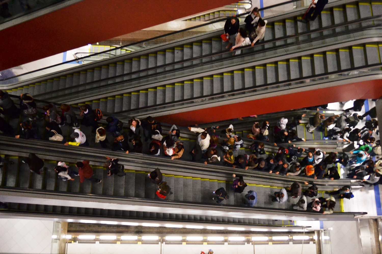 Confira as informações sobre a circulação de metrô e trens nesta quarta (2)