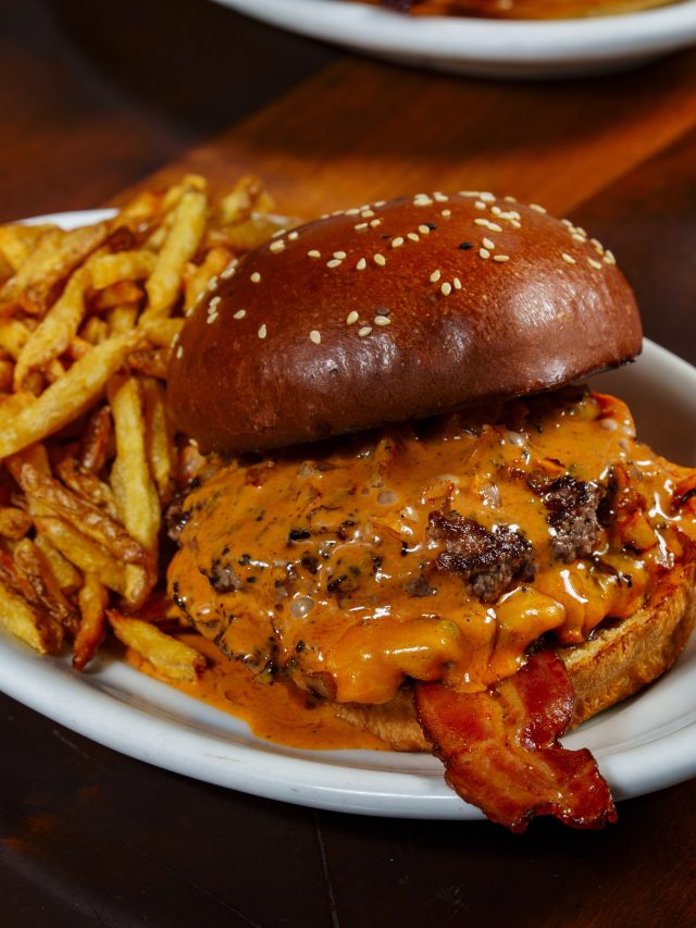 As melhores comidinhas de SP, segundo o guia Comer & Beber