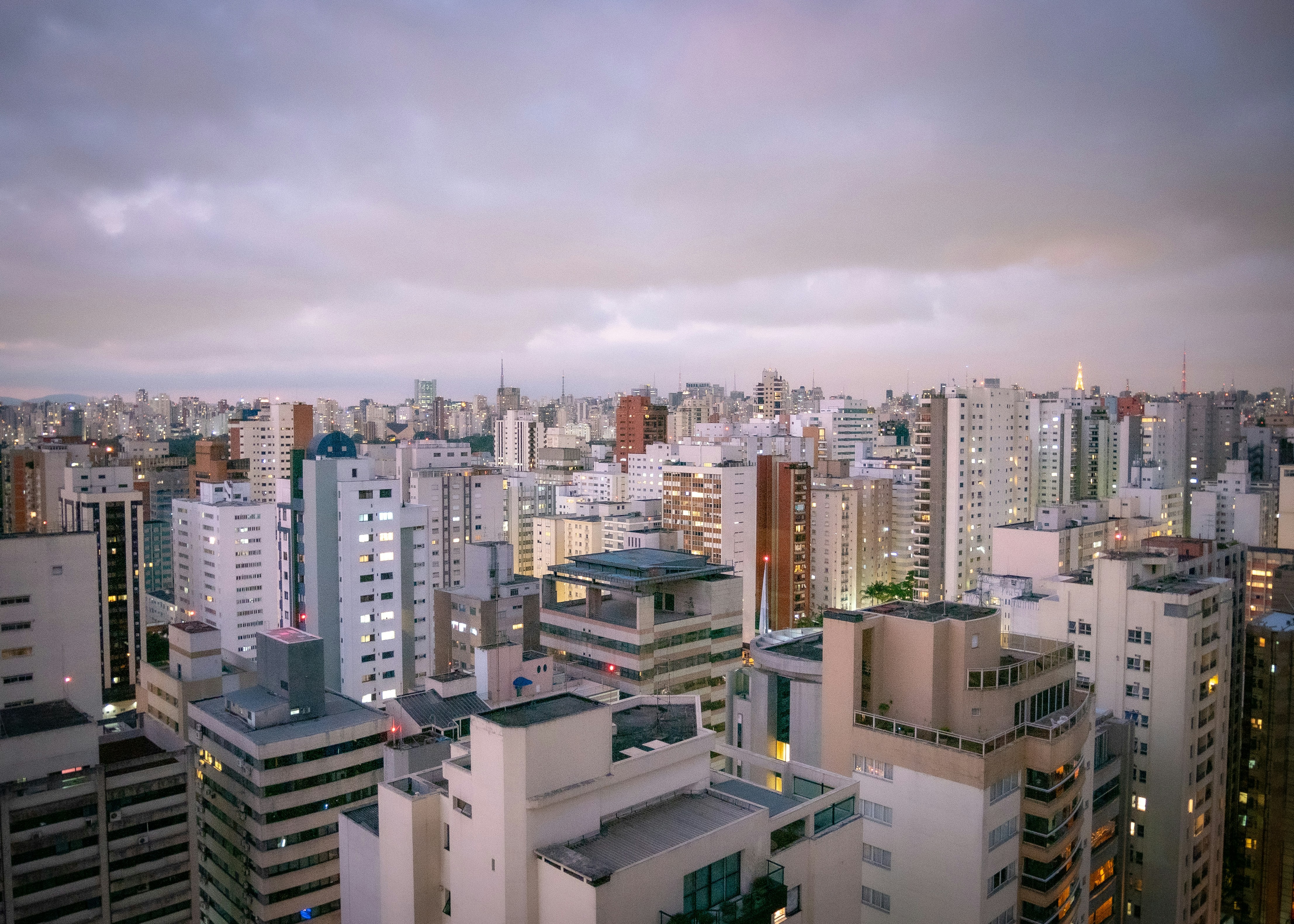 Defesa Civil emite alerta de chuvas fortes e ventania para o estado de SP